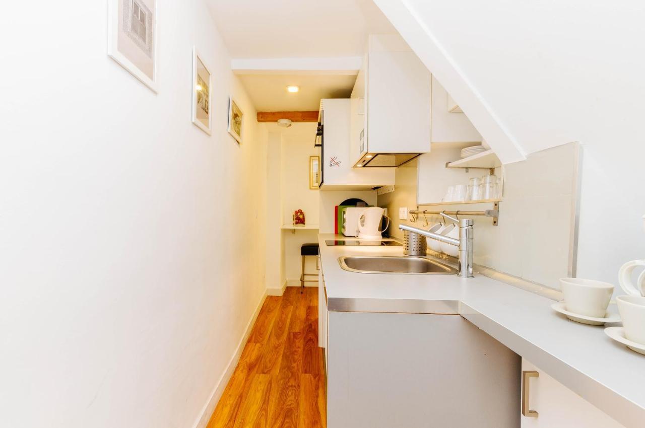 Rent4Rest Bairro Alto Charming 1Bd Apartment リスボン エクステリア 写真