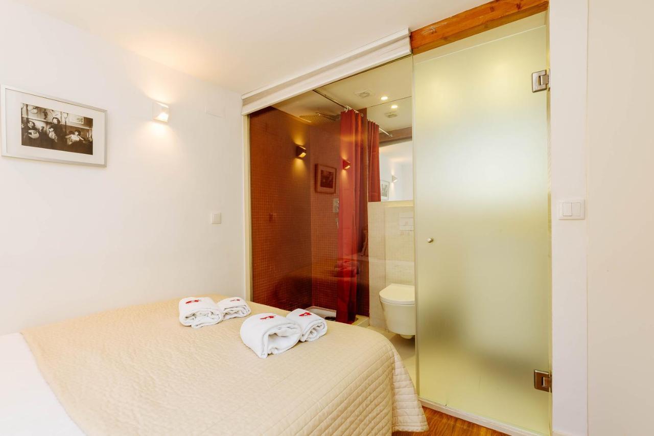 Rent4Rest Bairro Alto Charming 1Bd Apartment リスボン エクステリア 写真